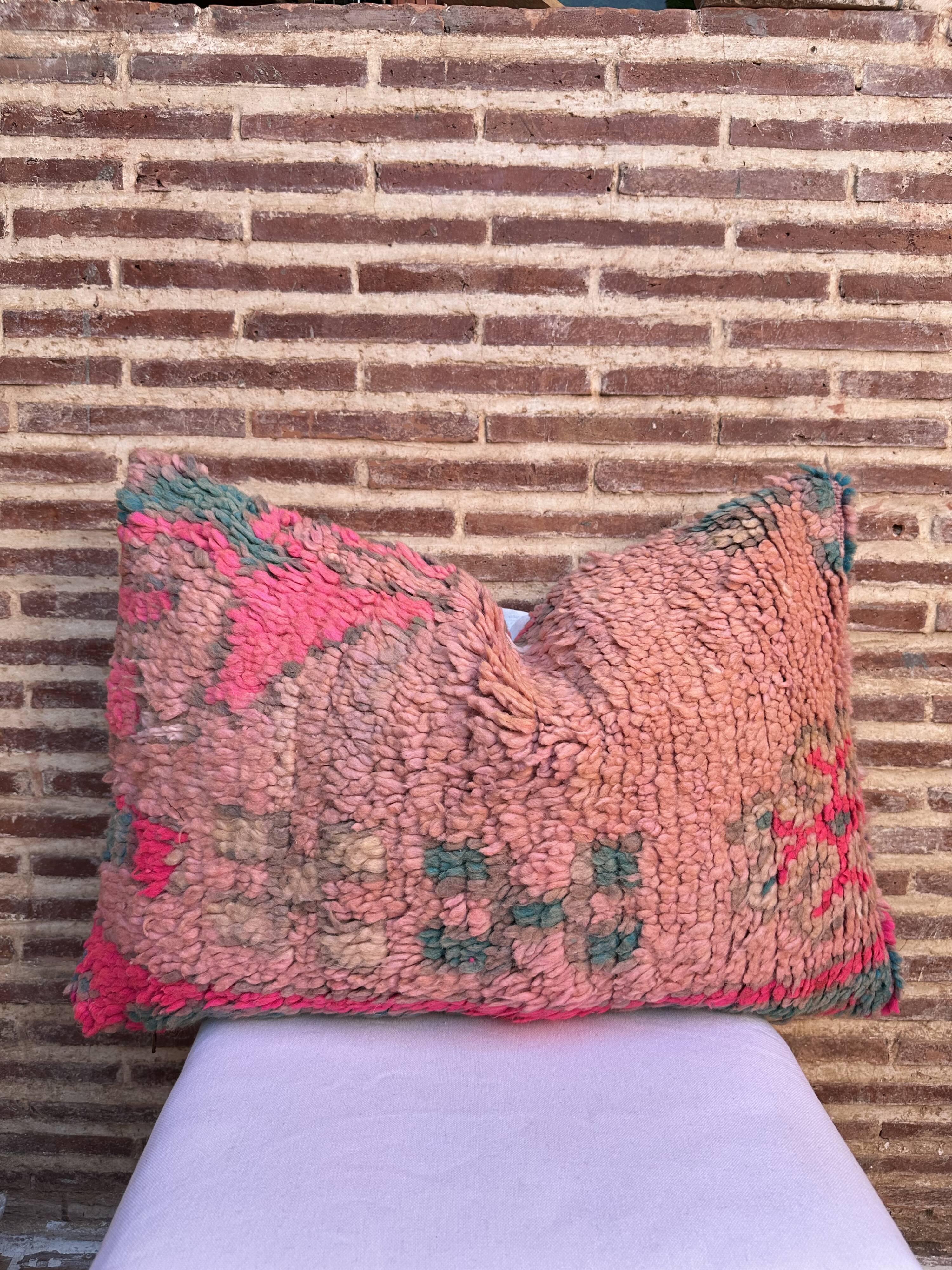 Beautiful vintage Berber Kilim cushion from Morocco