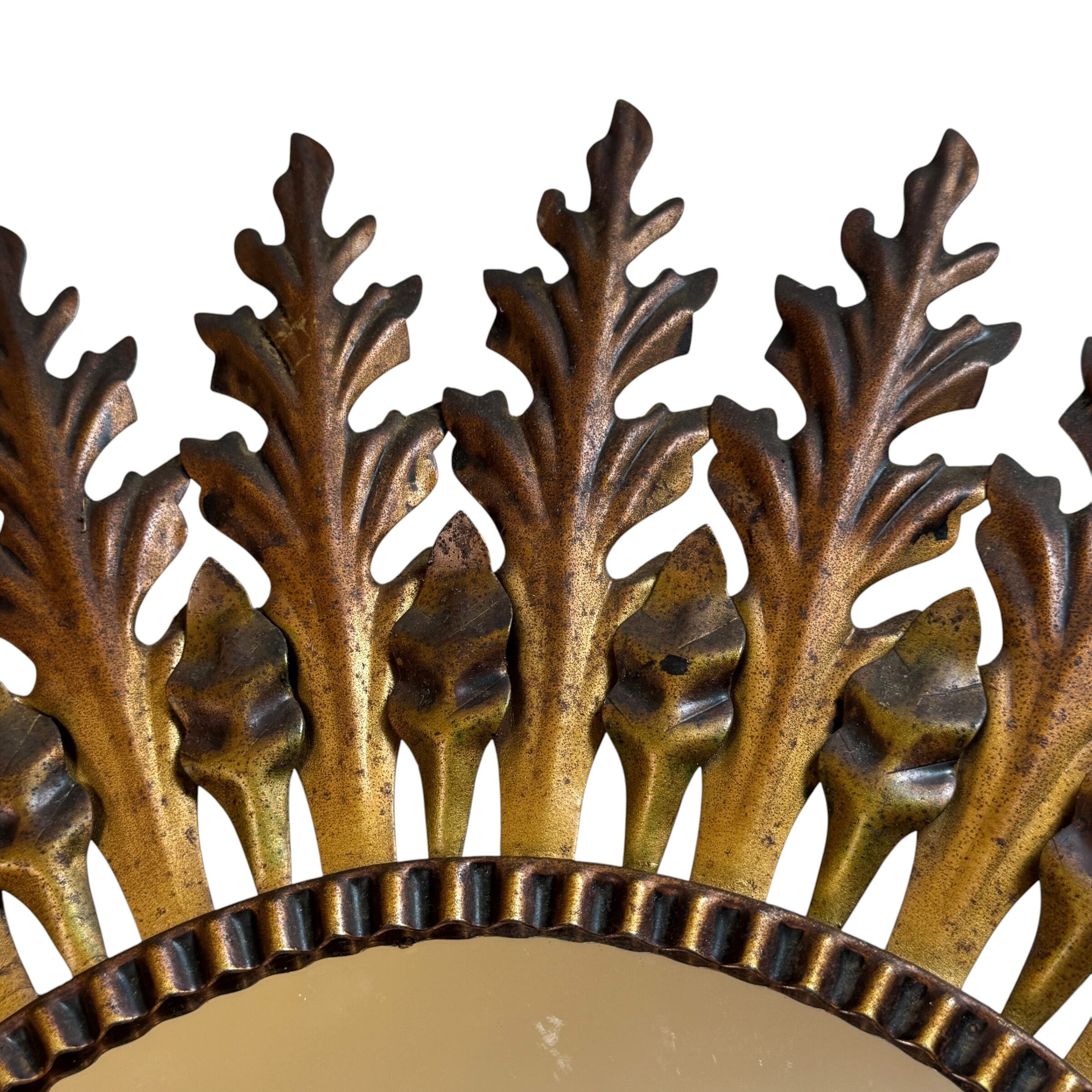 Magnificent sun mirror from the 1950s Italy.