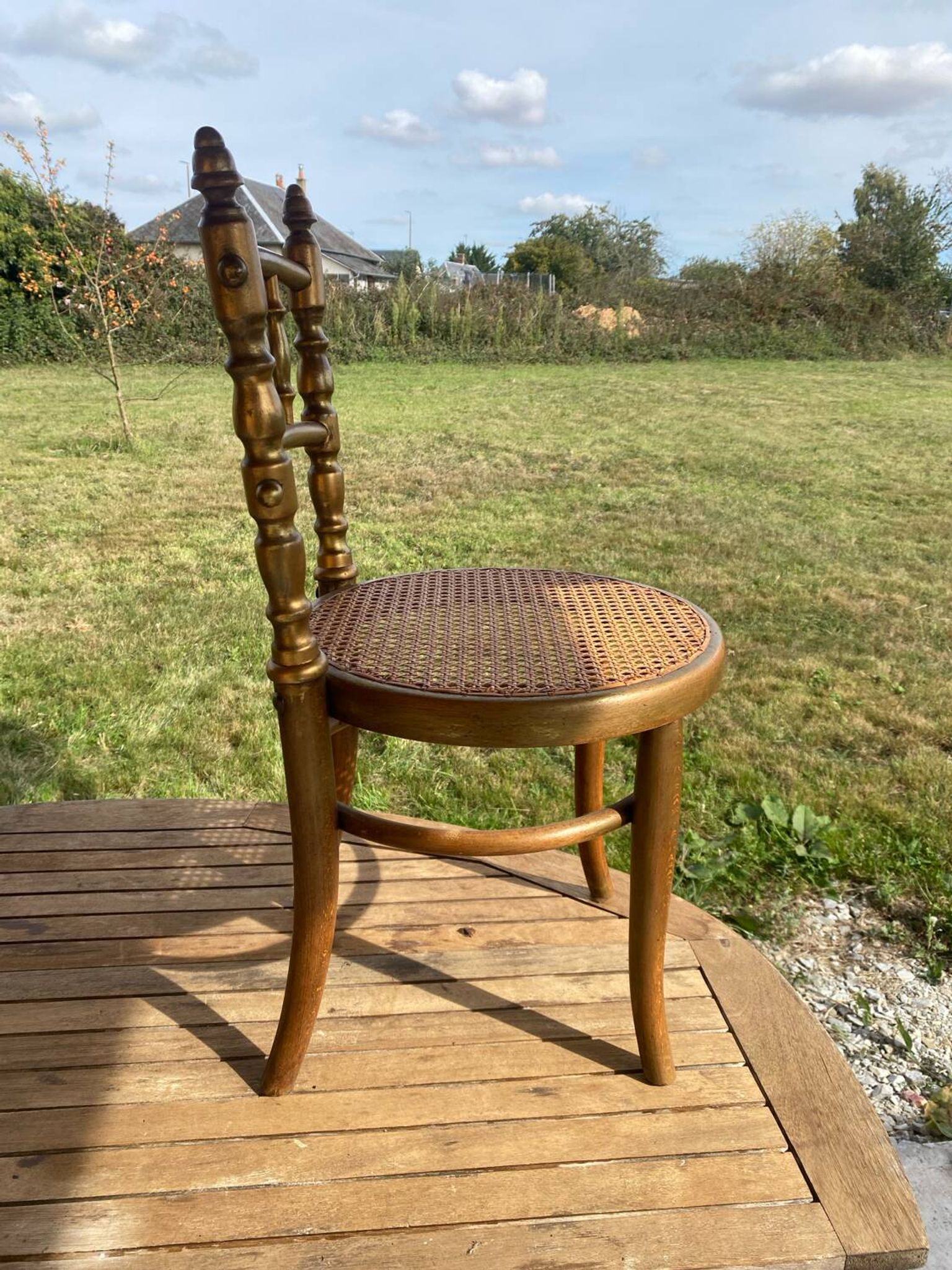 Chaise enfant en cannage et bois courbé
