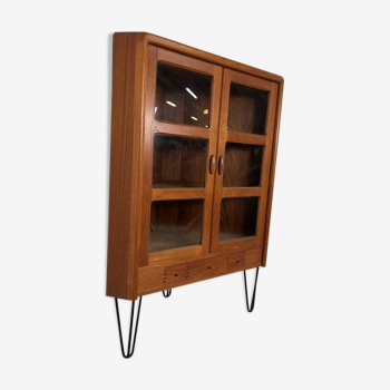 vintage corner cabinet / display cabinet DYRLUND