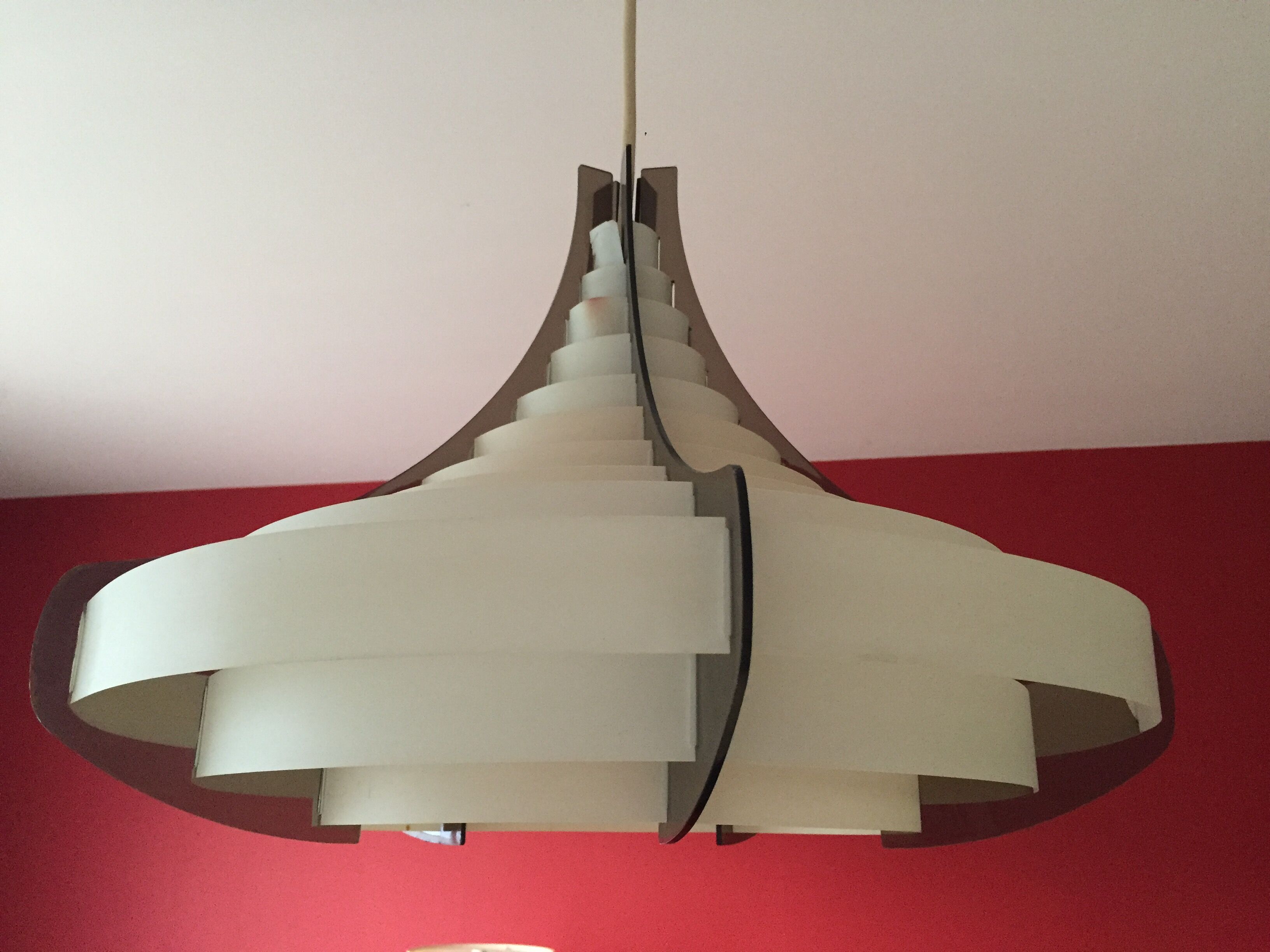 Lustre scandinave Morten Goettler