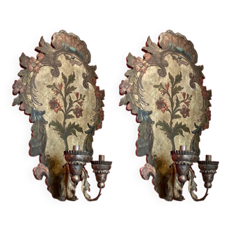 18th Century Rococo Venetian Polychrome and Mecca Lacquered Wooden Wall Sconces with Iron Arms, Set of 2