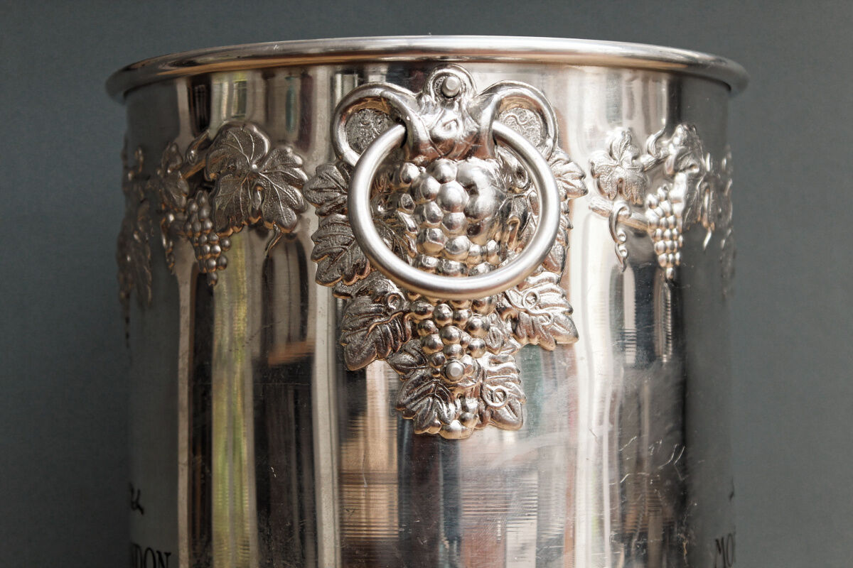 Champagne bucket - Moet - Chandon