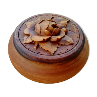 Round wooden box