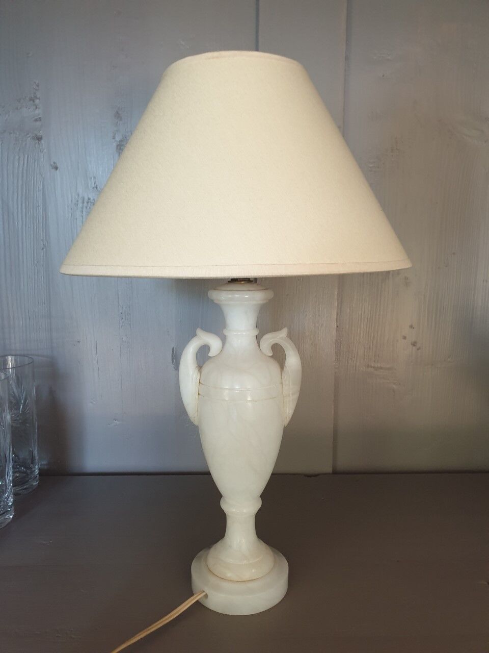 Alabaster lamp