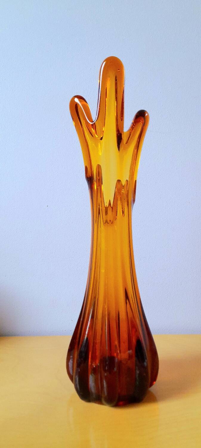 Lot of vintage glass vases