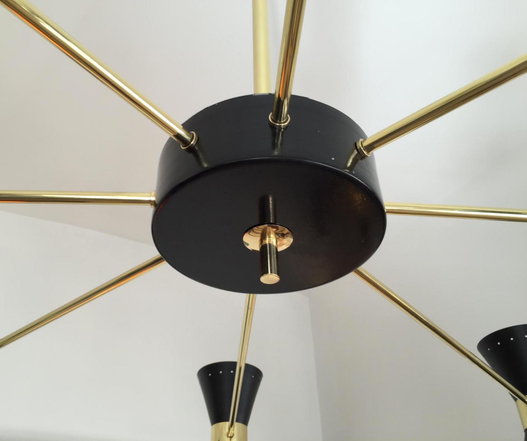 Chandelier in the style of the Italian creations of the 50s