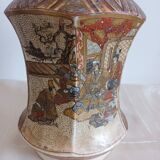 Satsuma eighteenth vase