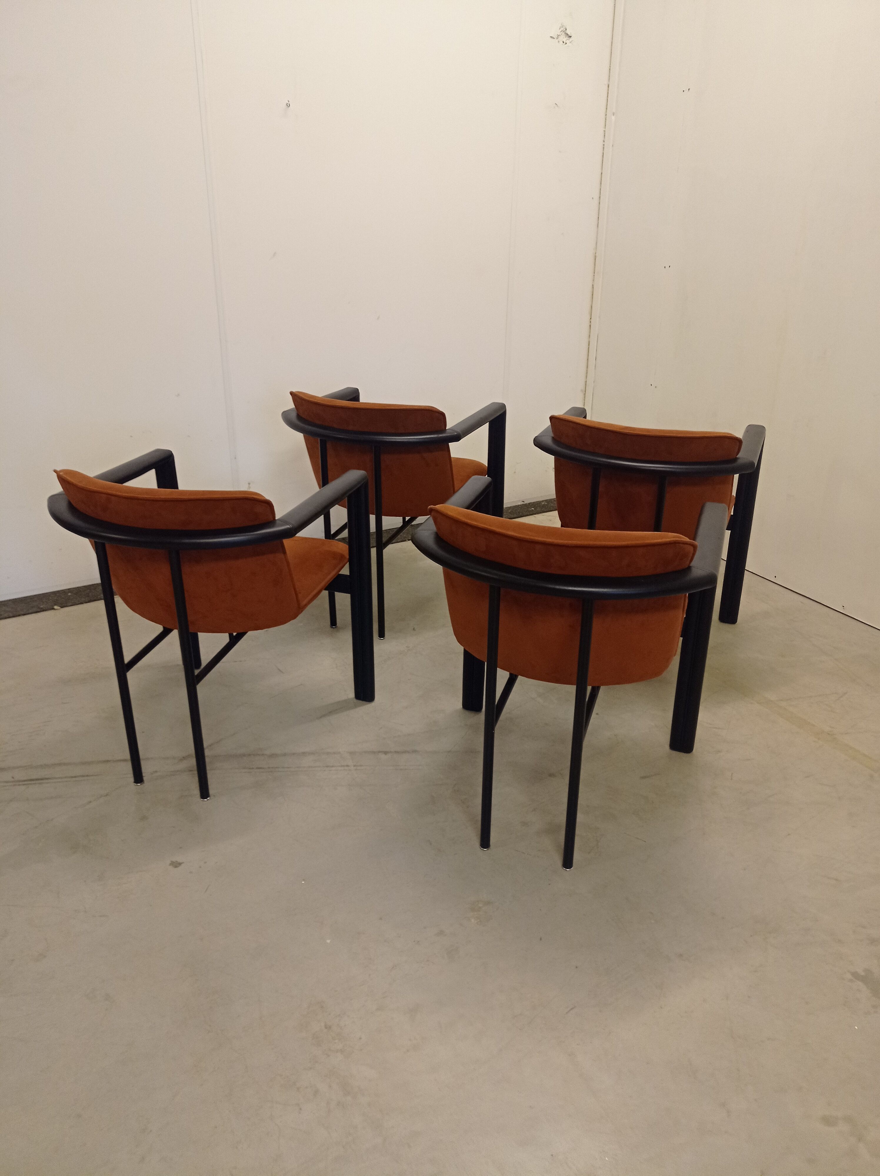 Leolux Hugo de Ruiter Cachucha set of 4 chairs