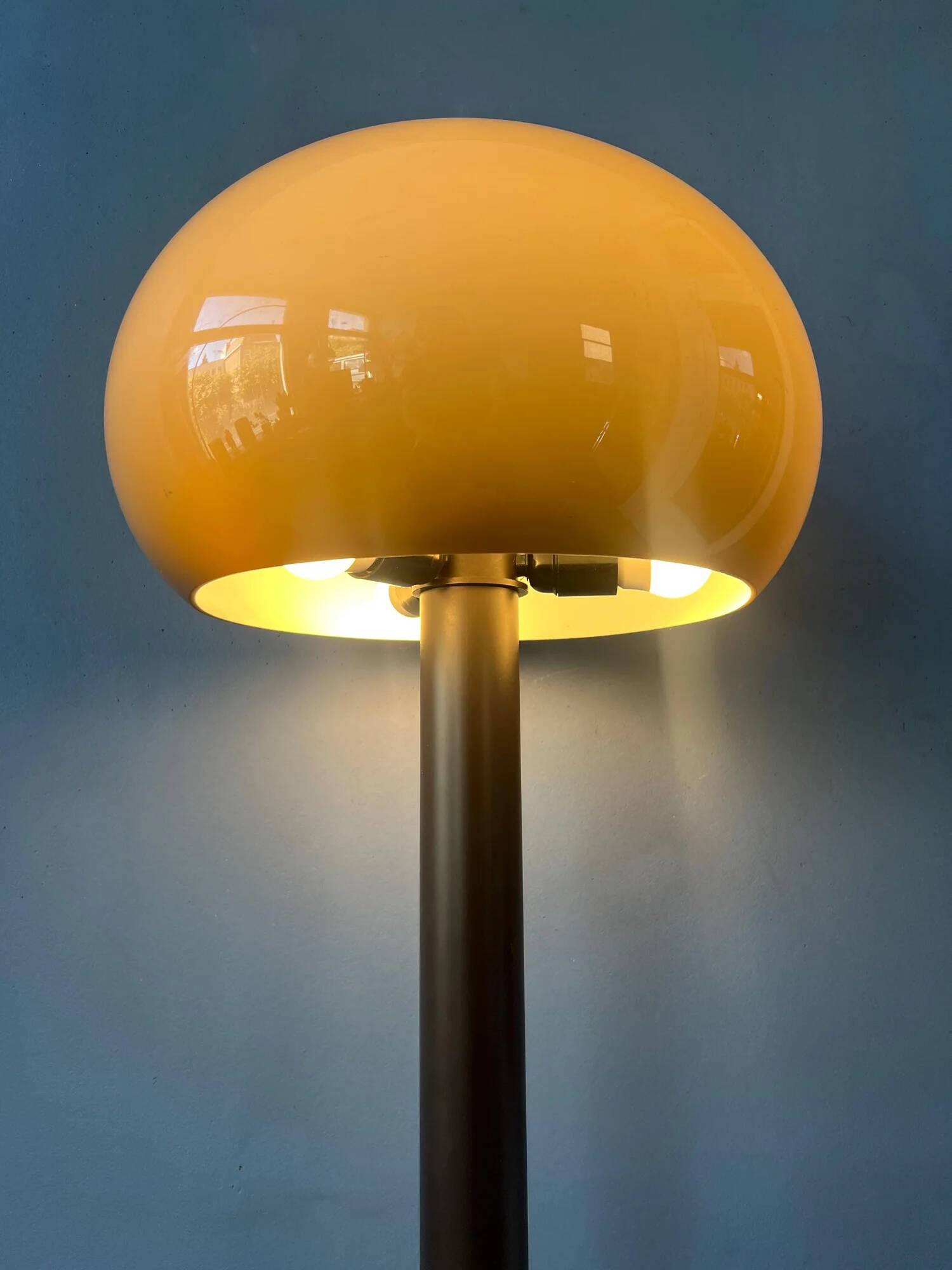 Vintage brown acrylic glass mushroom floor lamp