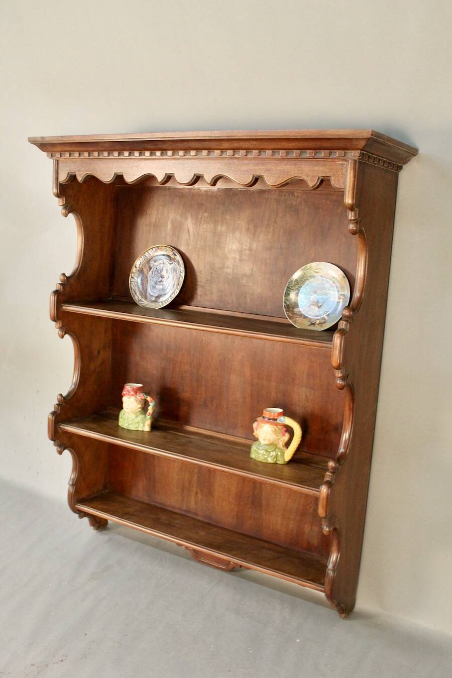 Walnut cabinet from the 19th century