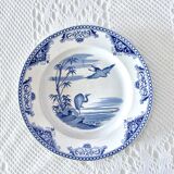 Assiettes XIXe siècle Gien terre de fer collection aux oiseaux japonisant