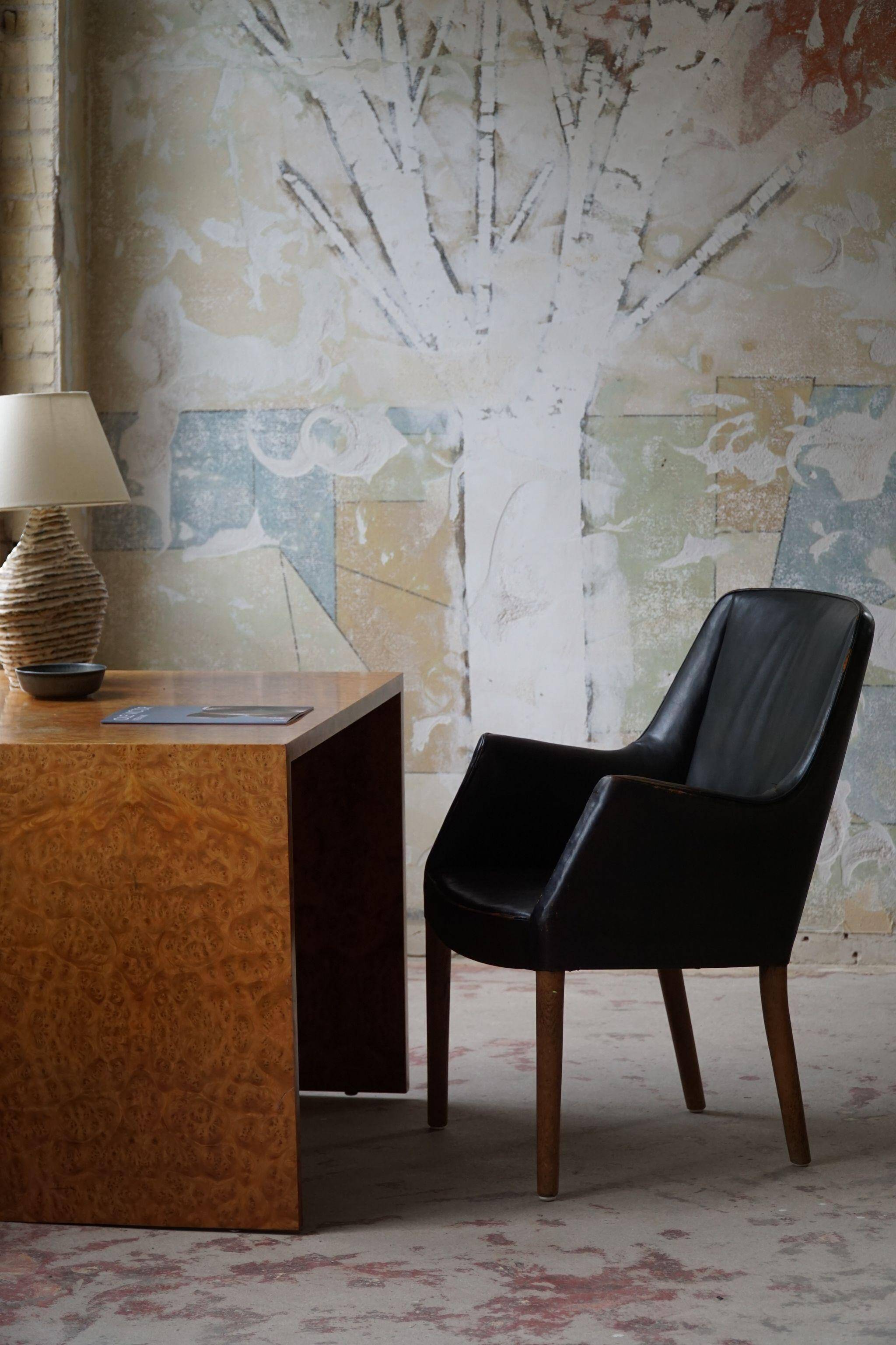 Fauteuil Danemark Moderne par Nanna Ditzel en chêne et cuir patiné, années 1950