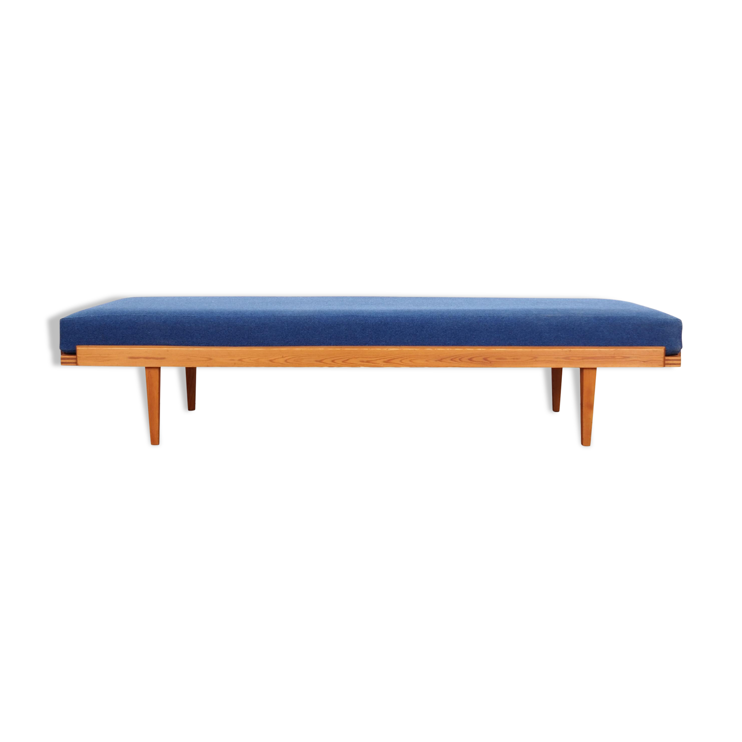 Pine daybed, Danish design, 1970s, manufactured by Horsens Møbelfabrik
