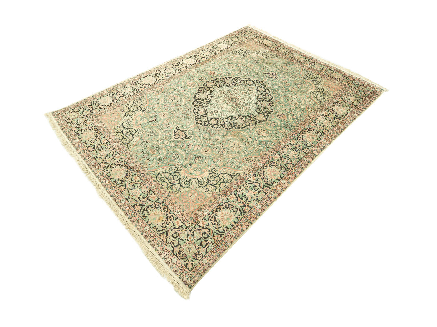 1960s carpet, 240 x 335