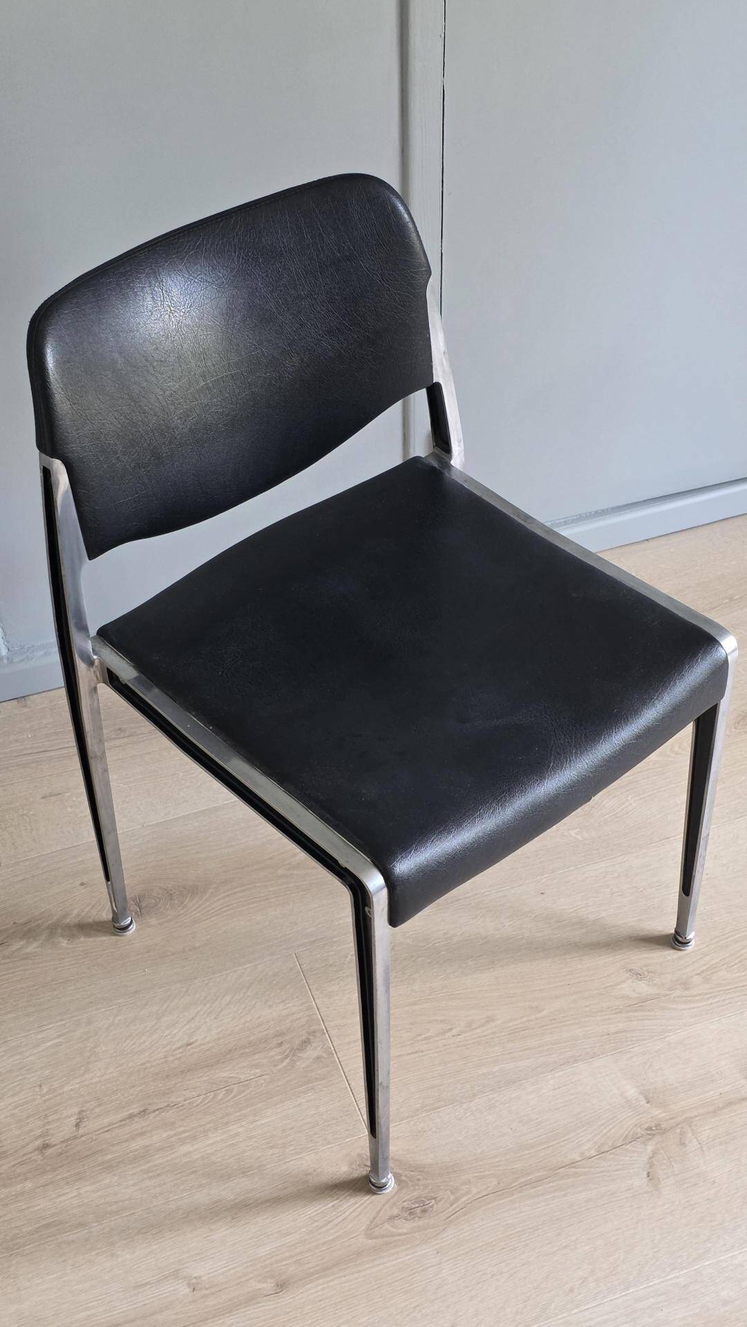 chair kusch+Co polished aluminium and skai