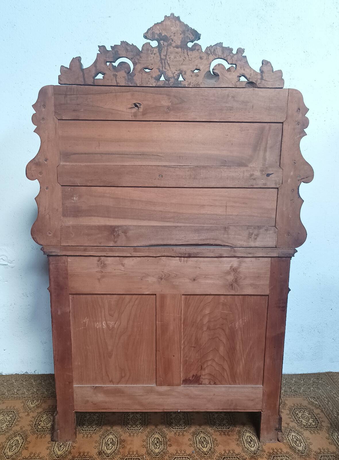 19th-century walnut Saint Hubert buffet