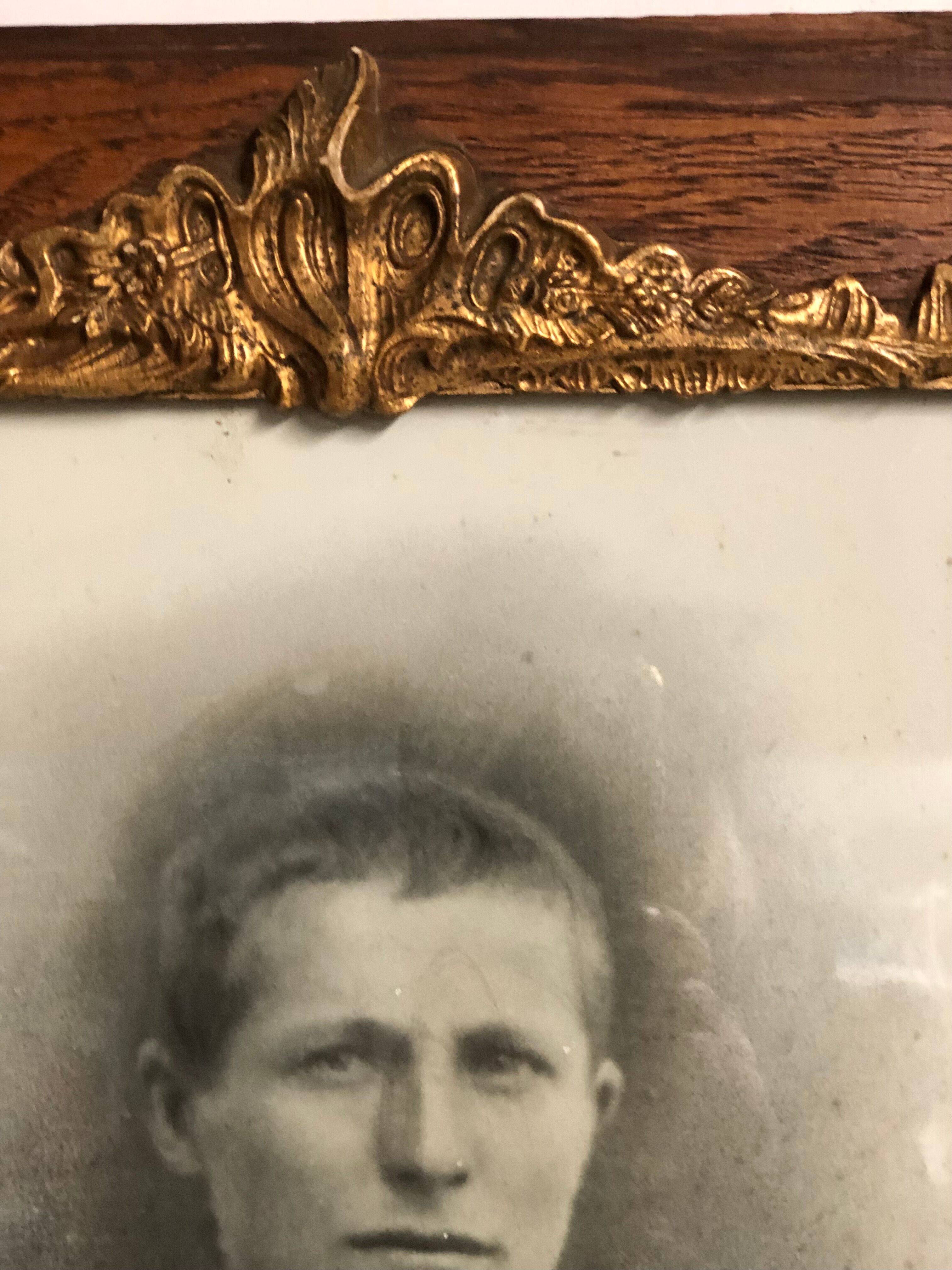 Old frame wood and gold