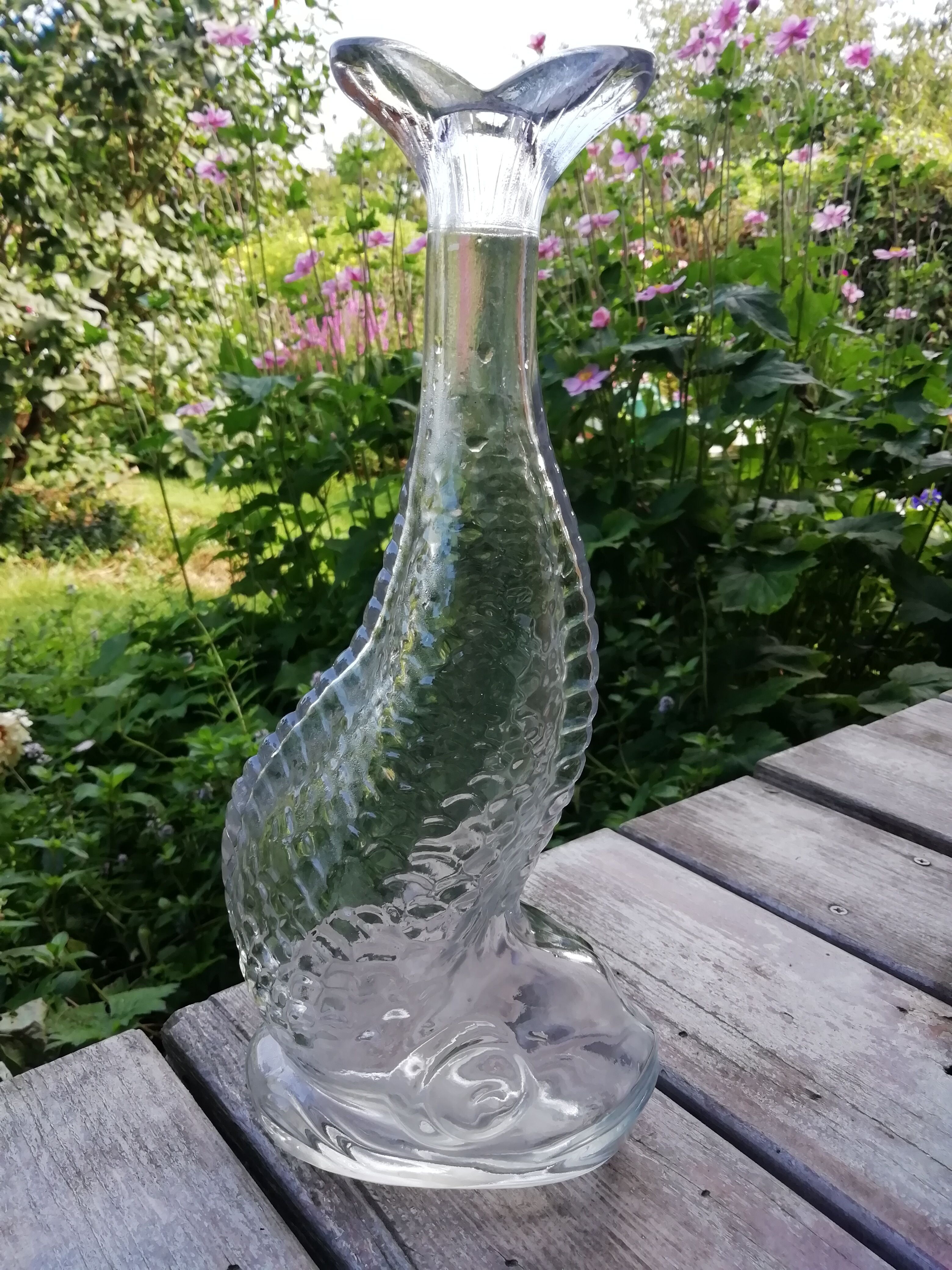 Bottle vase fish