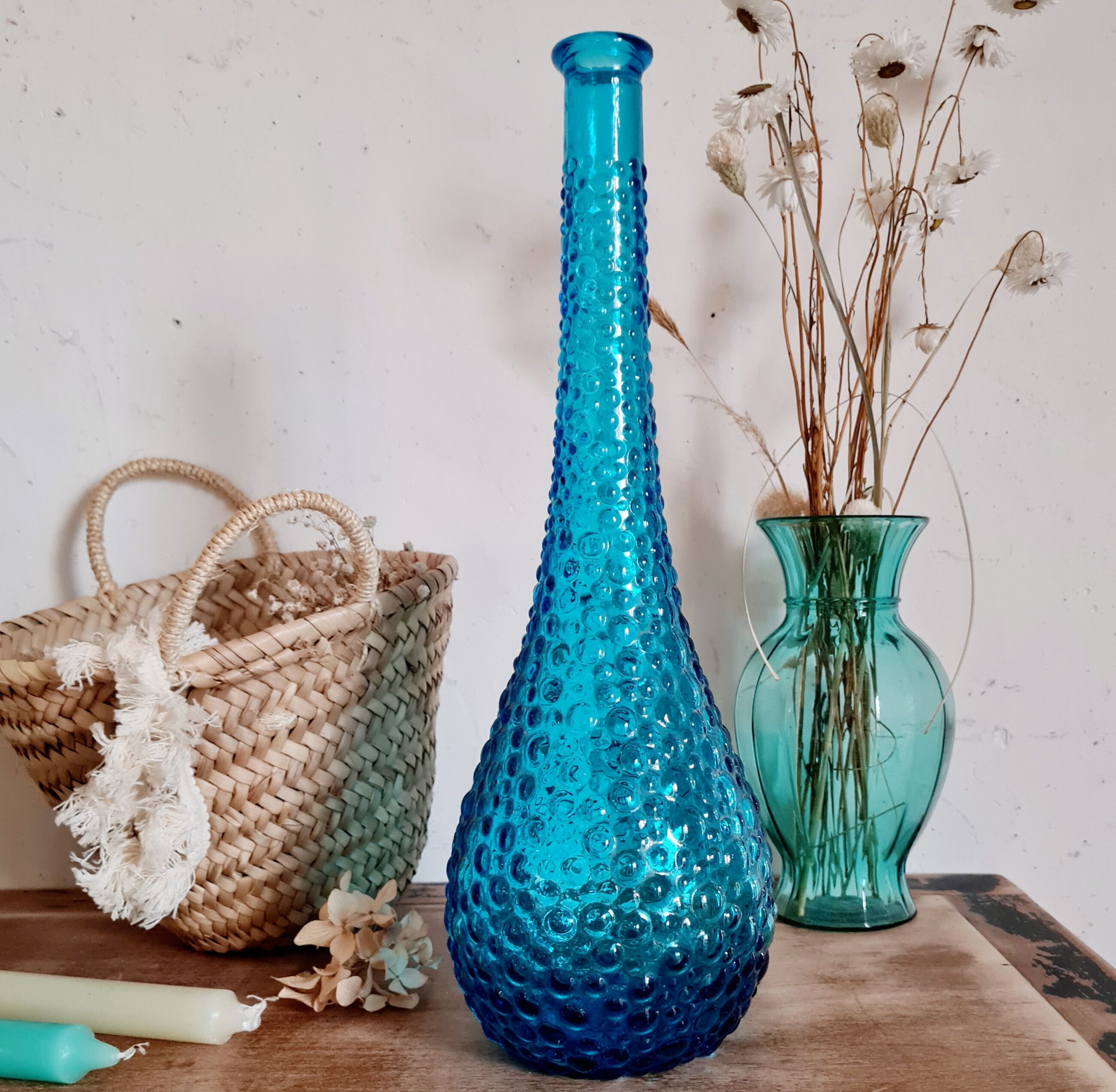 Italian Empoli vase in blue bubble glass