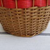 Wicker basket and scoubidou