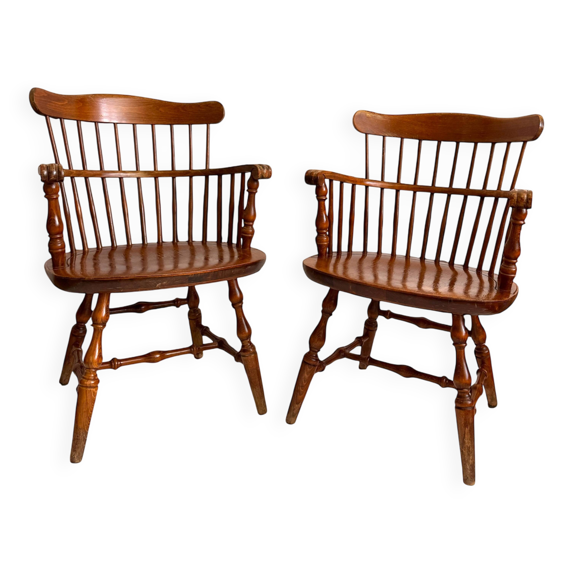 Paire de fauteuils anglais Windsor à barrettes (années 60)