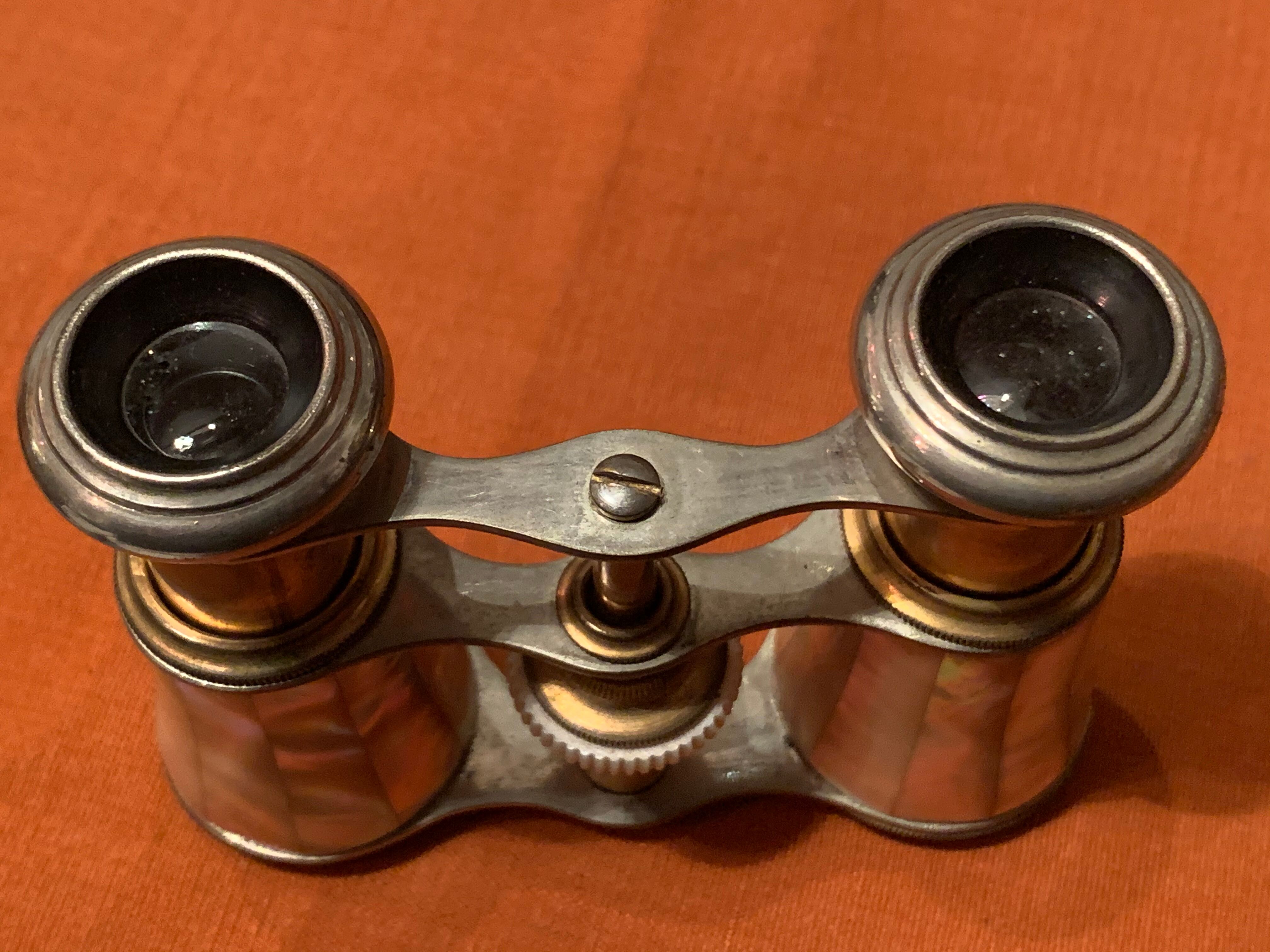Mother-of-pearl theater binoculars
