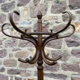 Vintage parrot standing coat rack 70s curved wood French coat rack Bentwoo parrot