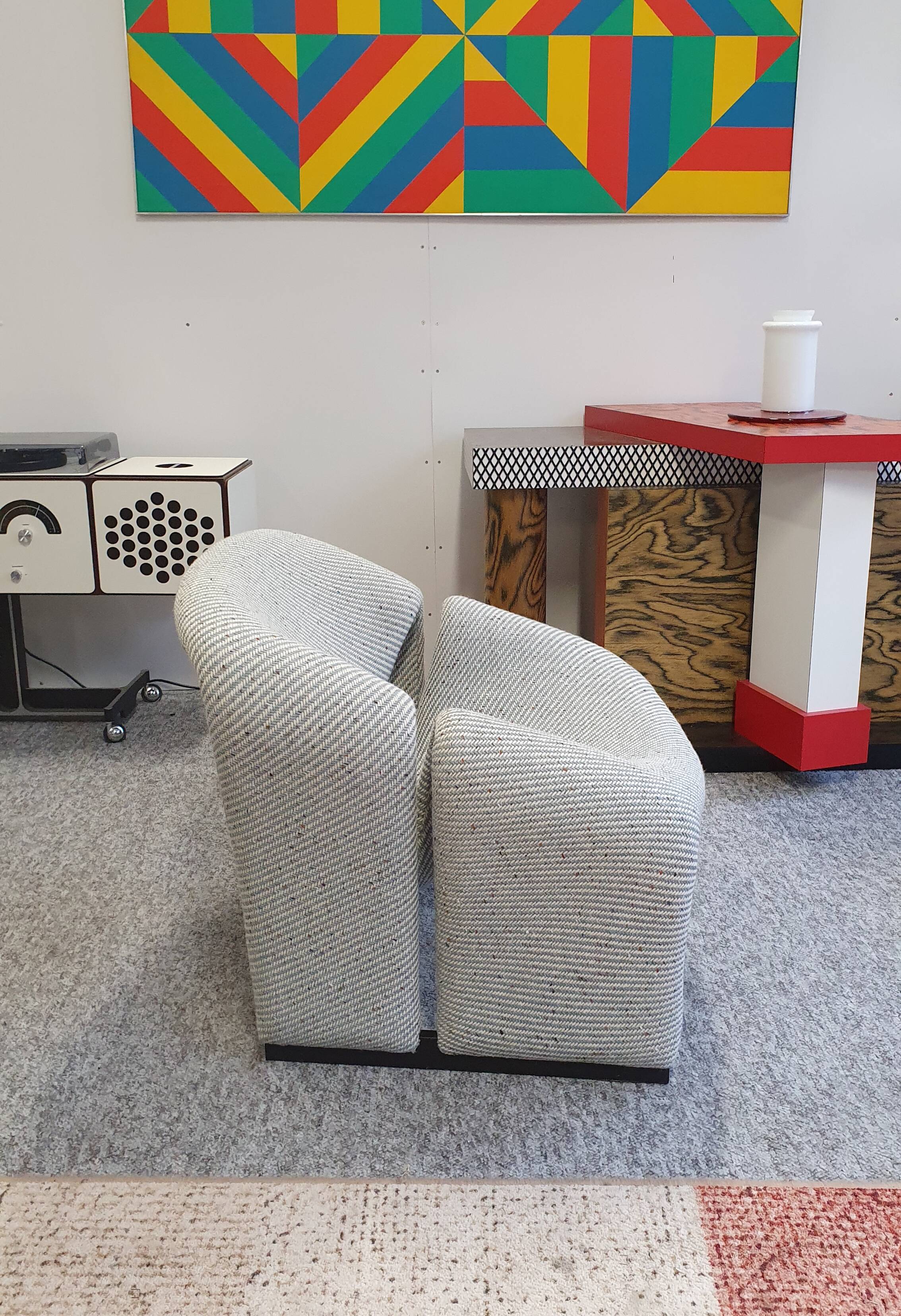 Pierre Paulin groovy chair made by Artifort