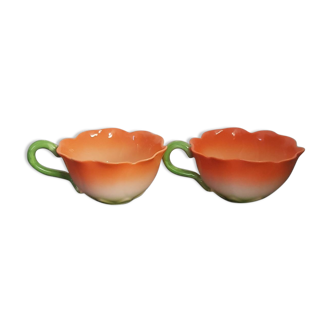 Paire de tasses barbotine fleurs