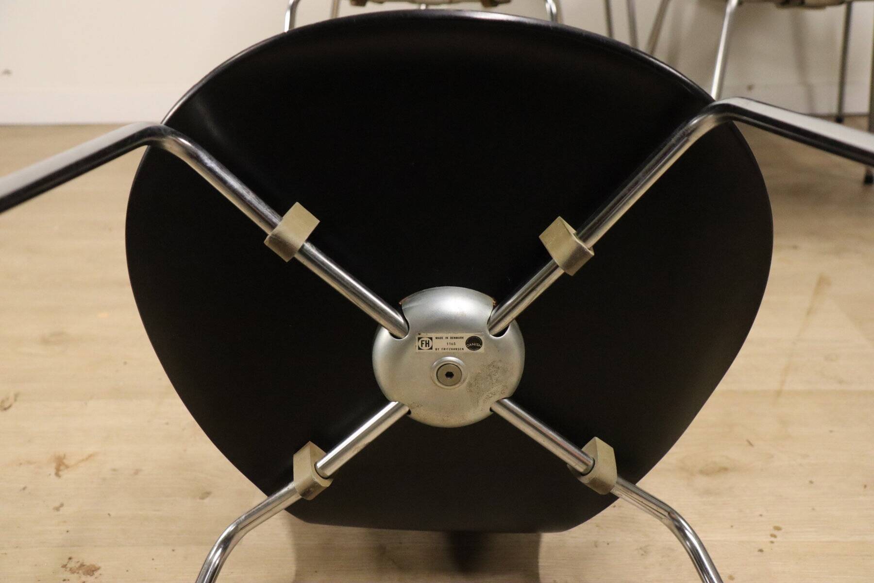 Series 7 Chairs Arne Jacobsen edition Fritz Hansen, 1965