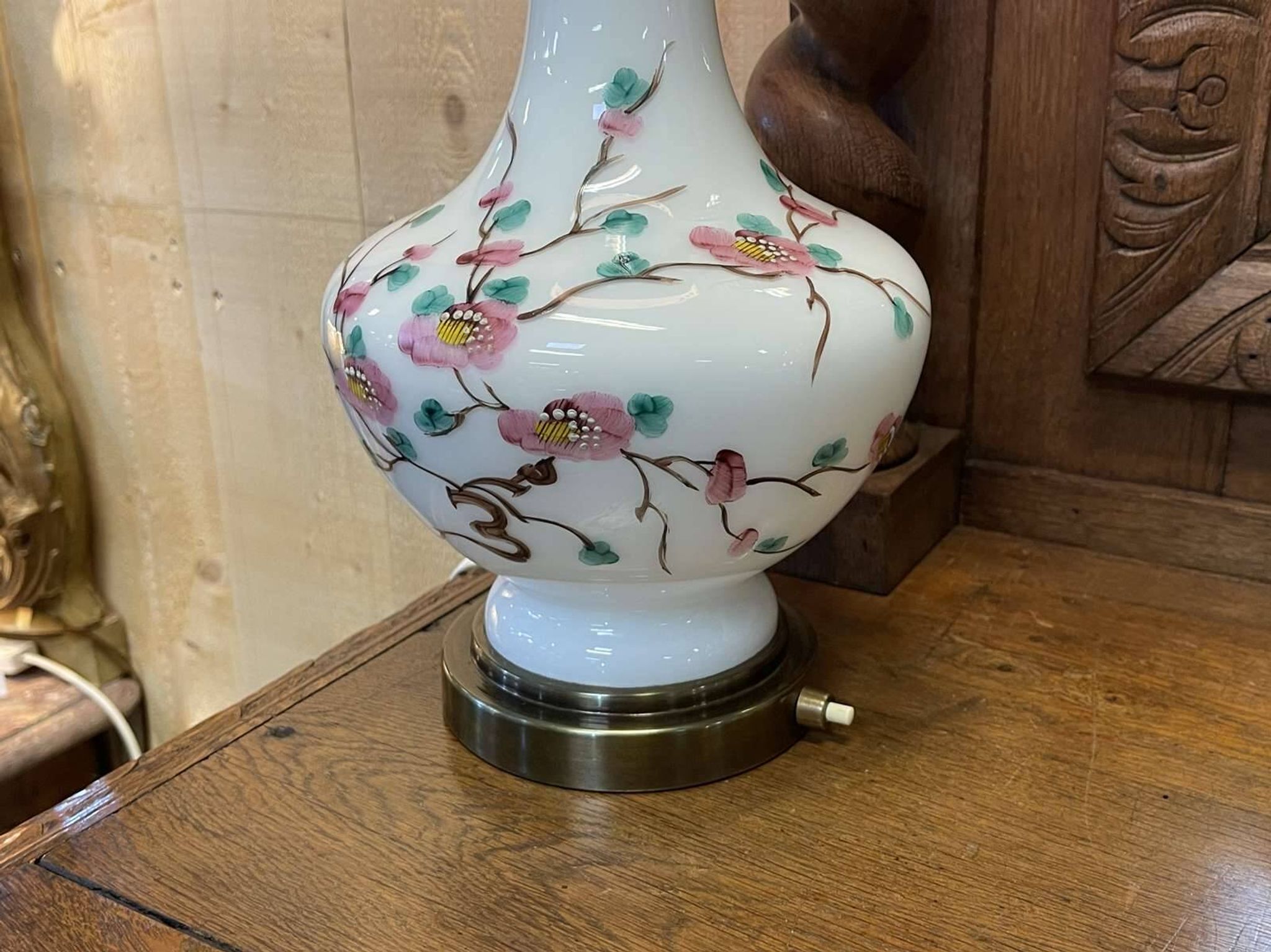 Napoleon III lamp in white opaline and painted with floral decoration - late 19th century