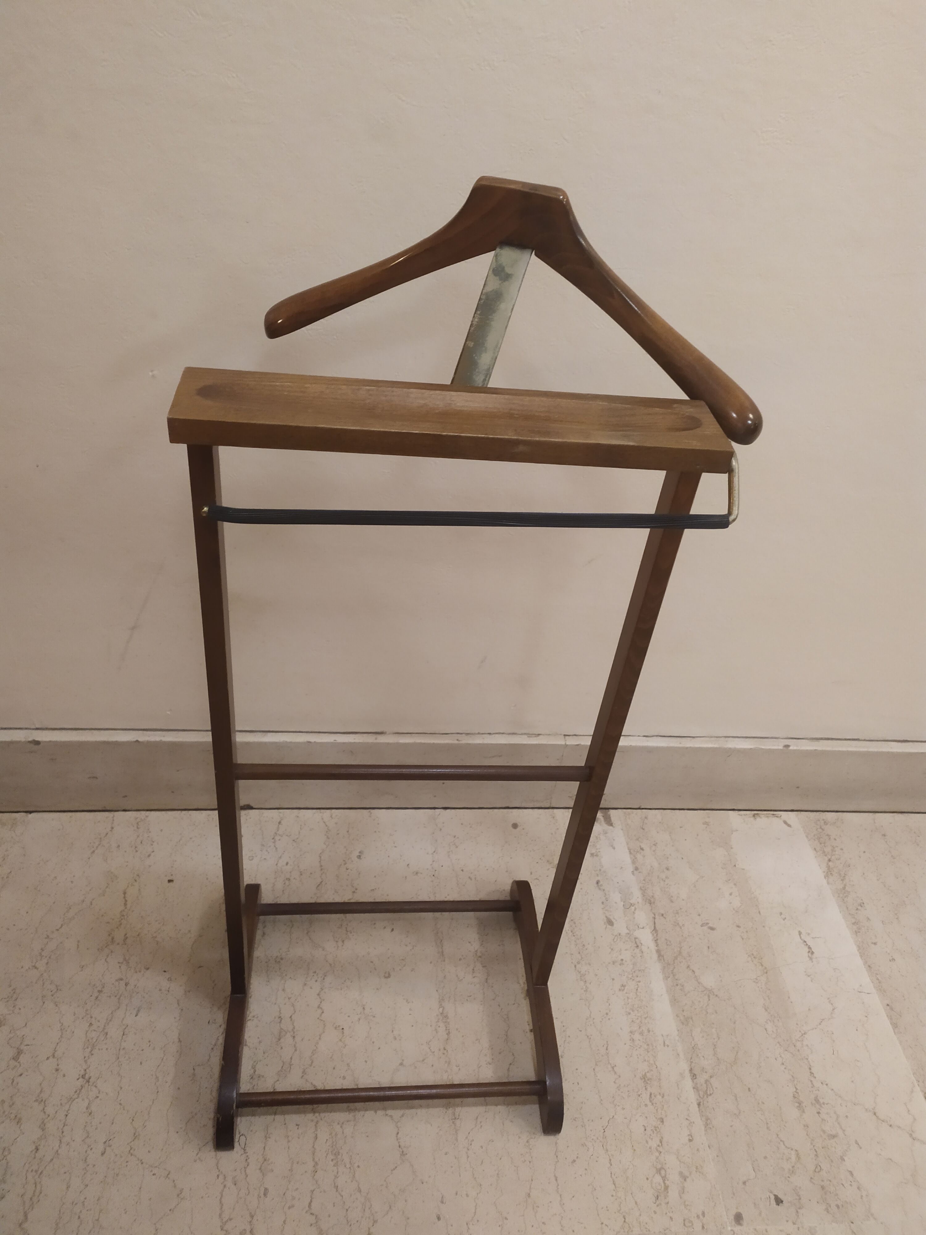 Nightstand in oak wood