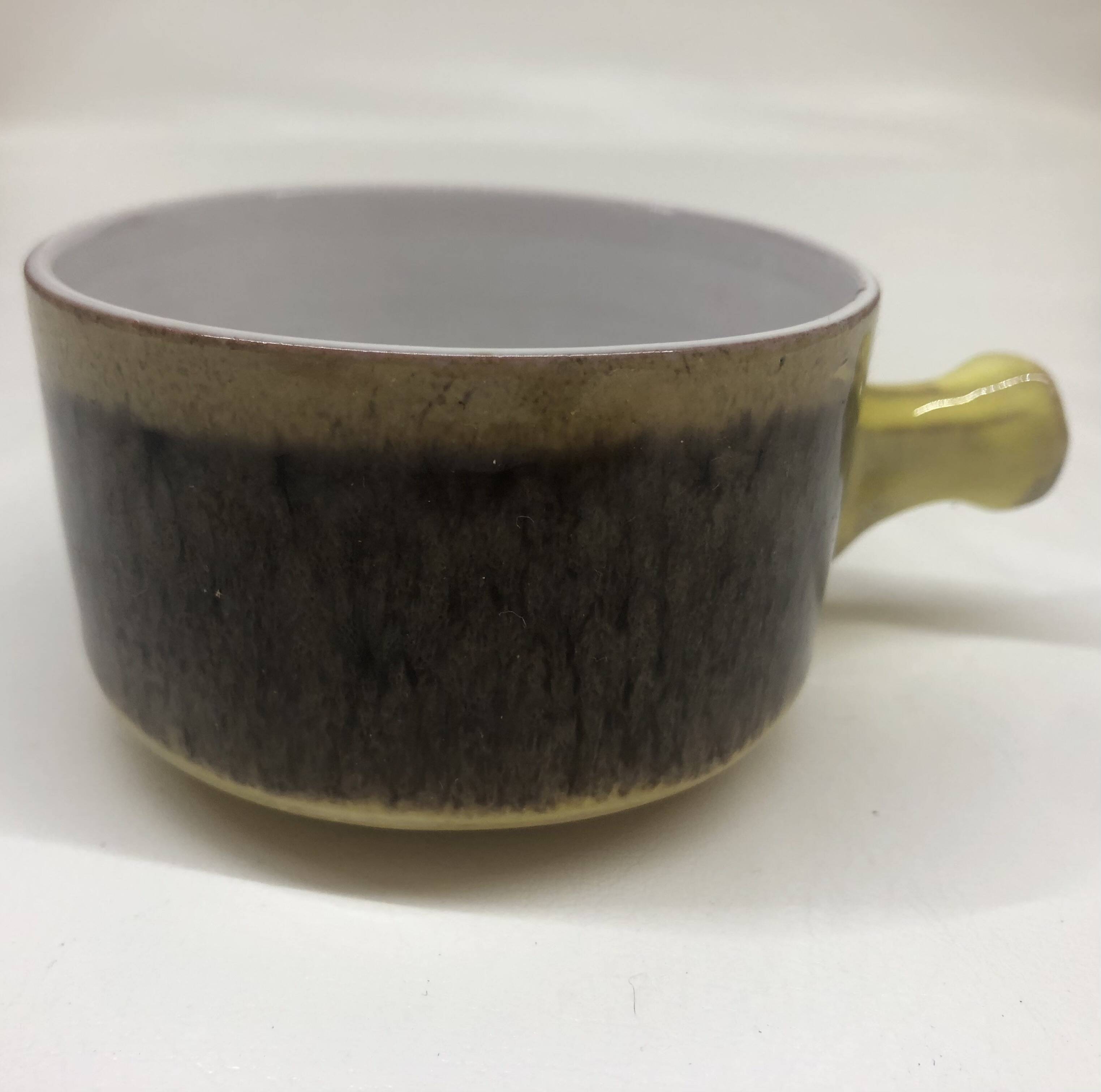 Set of 4 ceramic bowls