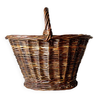 Panier en osier vintage