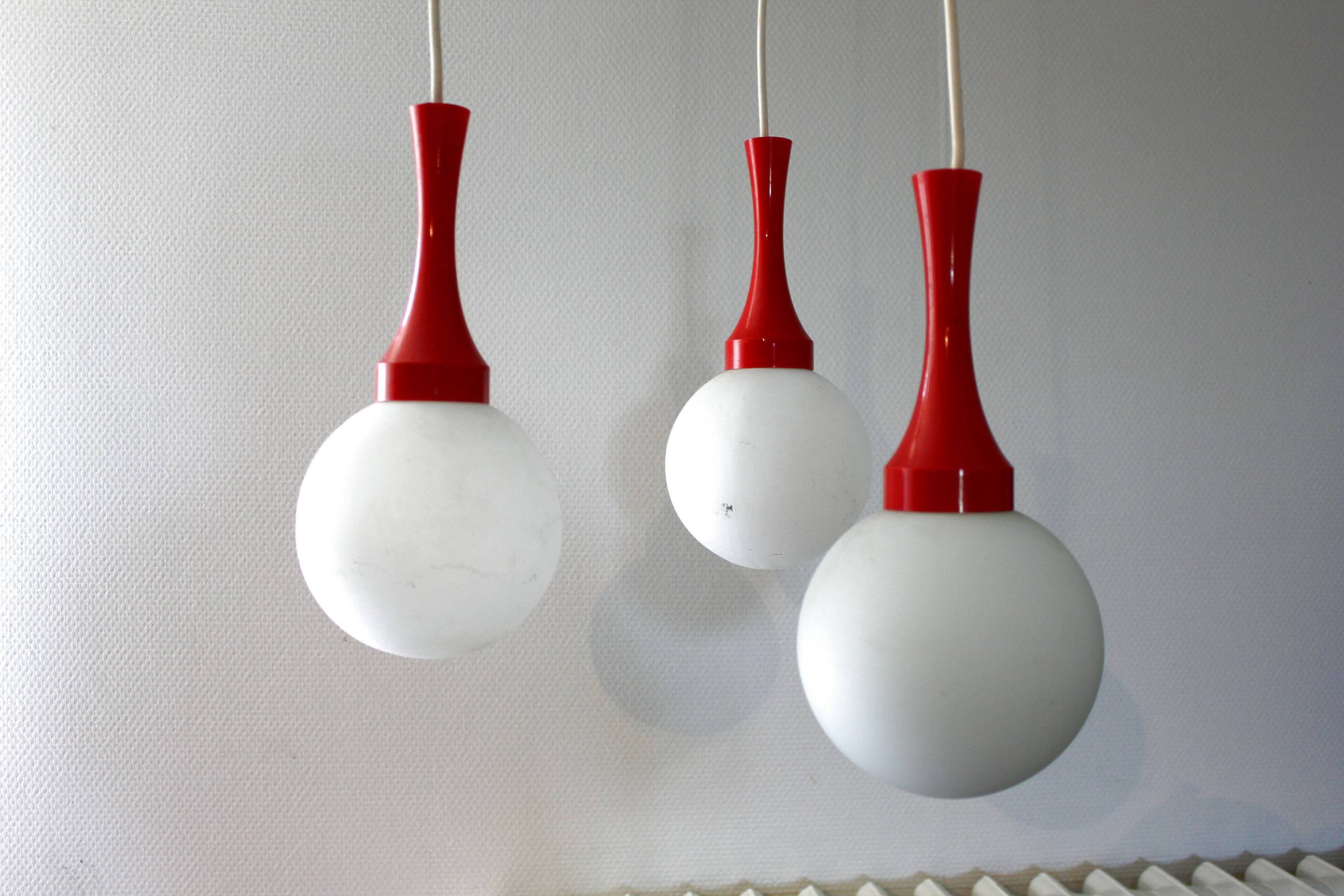 Vintage space age opaline ball waterfall ceiling light from the 70s by
