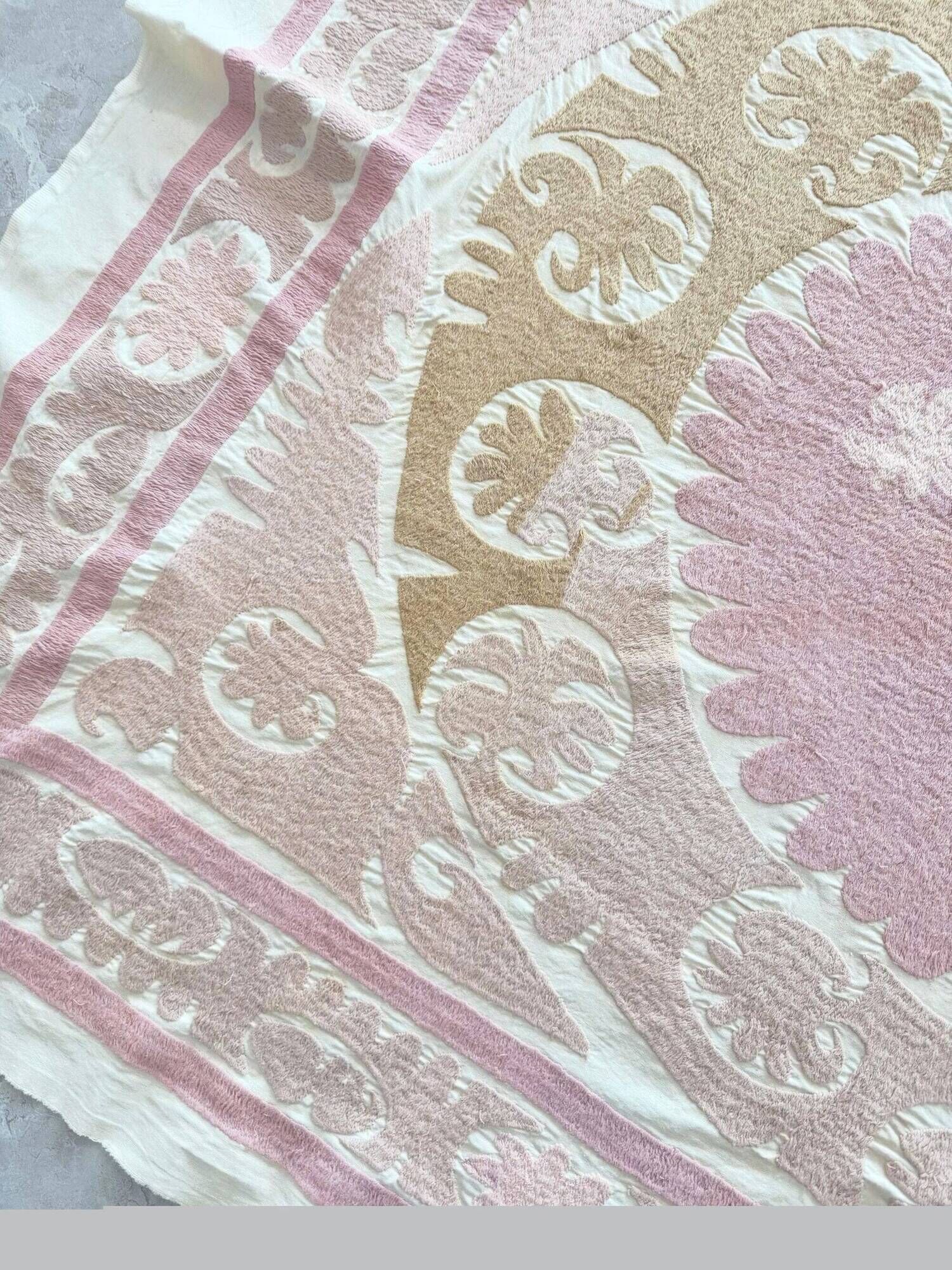 Vintage hand-embroidered tablecloth 141x168 cm