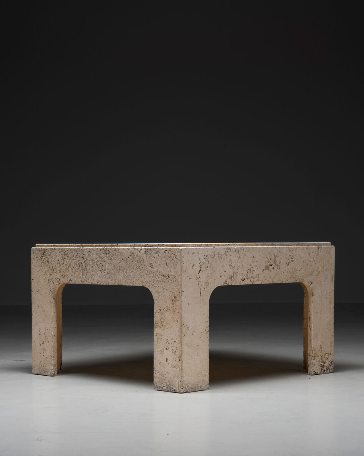 Square coffee table in travertine 1980