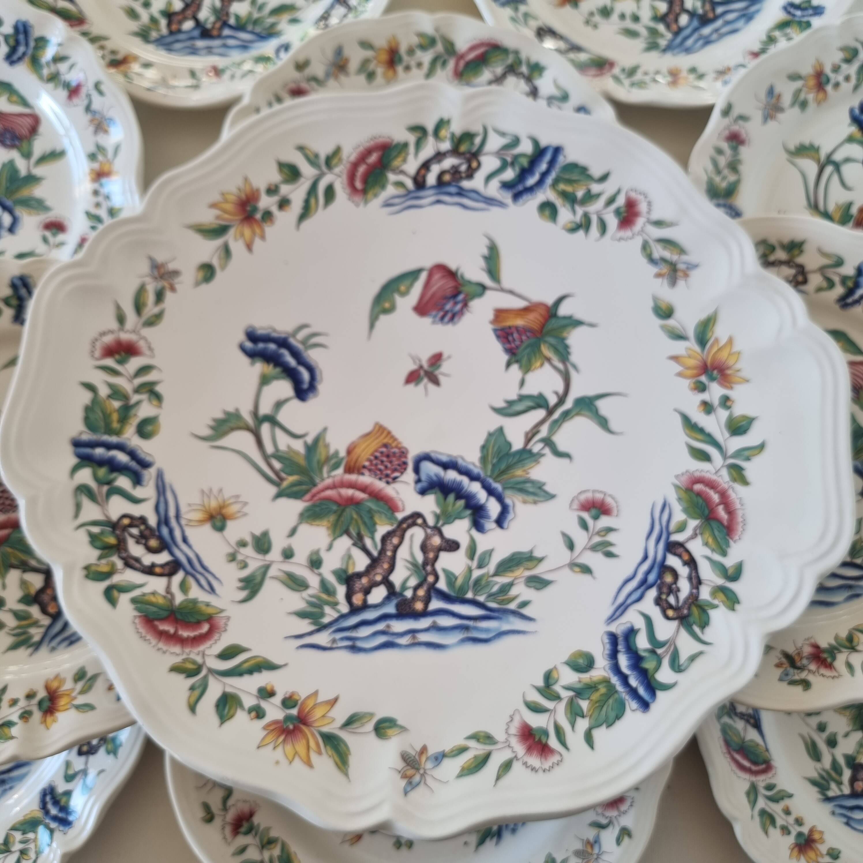 Roeun dessert plate set in French Sarreguemine porcelain