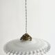 Suspension opaline dentelle blanche