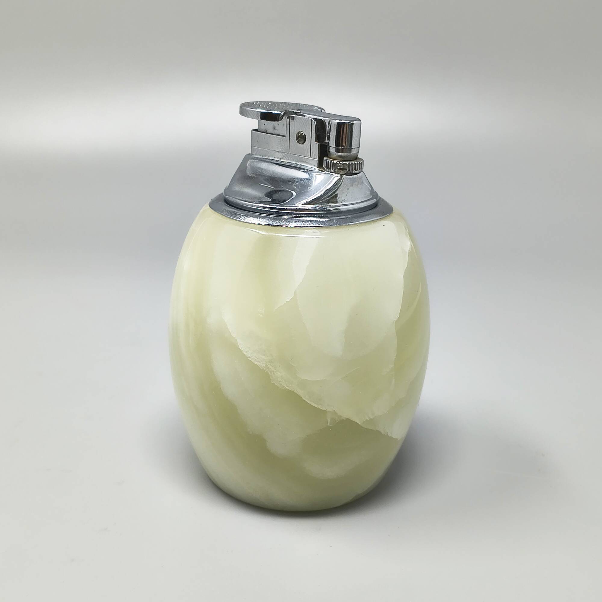 1960s Mid-Century Modern Italian Onyx Smoking Set with Table Lighter & Asht