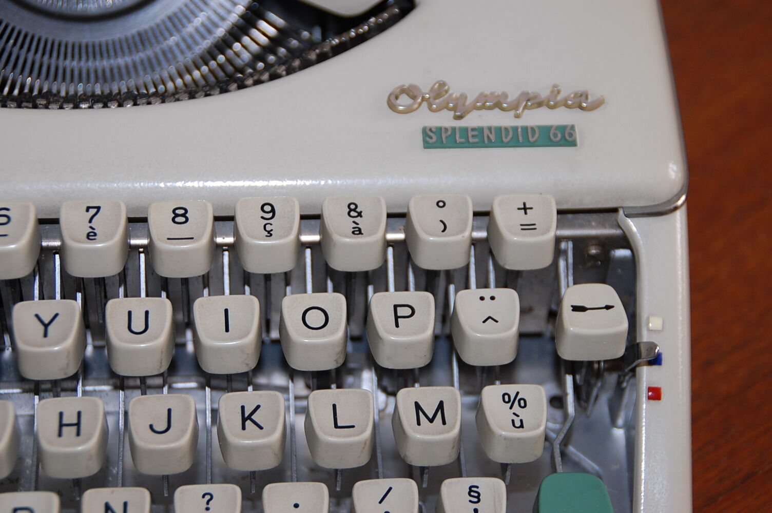 Machine à écrire Olympia Splendid 66