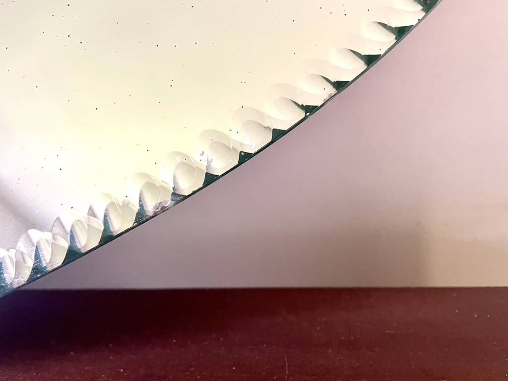 Large bevelled oval mirror 90x60 cm