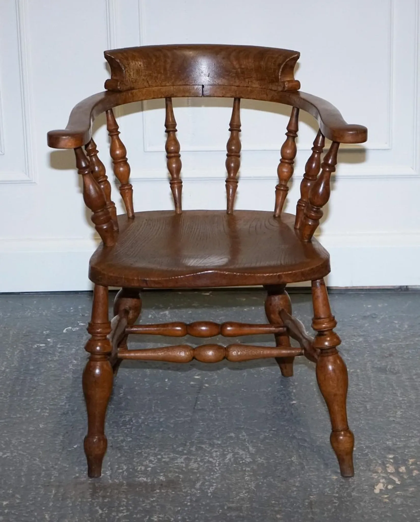 Edwardian Oak Captain's Chair for Smokers, 1900s