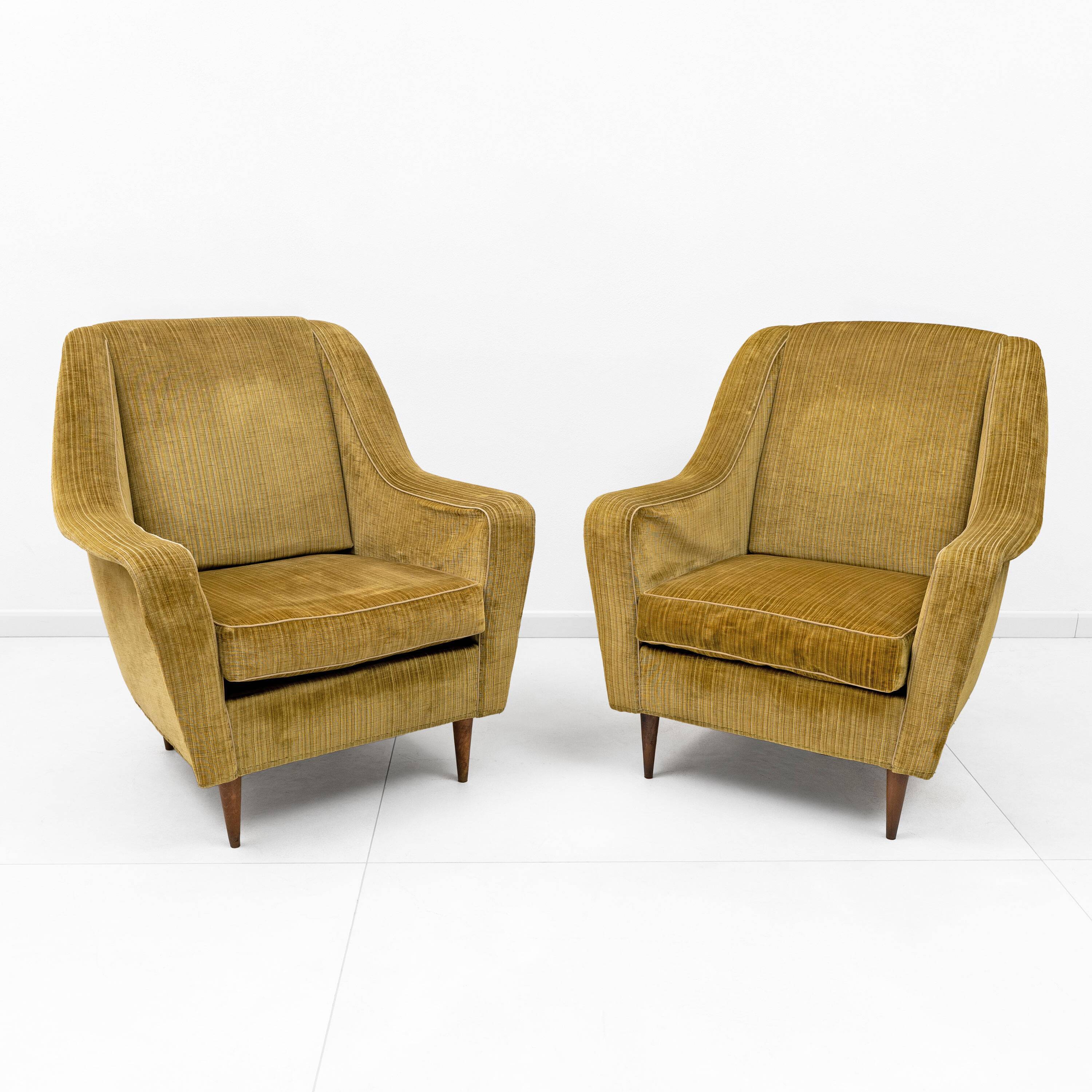 Ico Parisi Mid-Century Modern Italian Armchairs for Ariberto Colombo, 50s