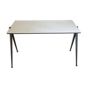 Table Pyramide wim rietveldt