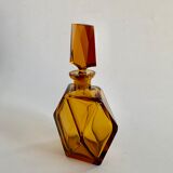 Carafe en verre en forme d’art déco