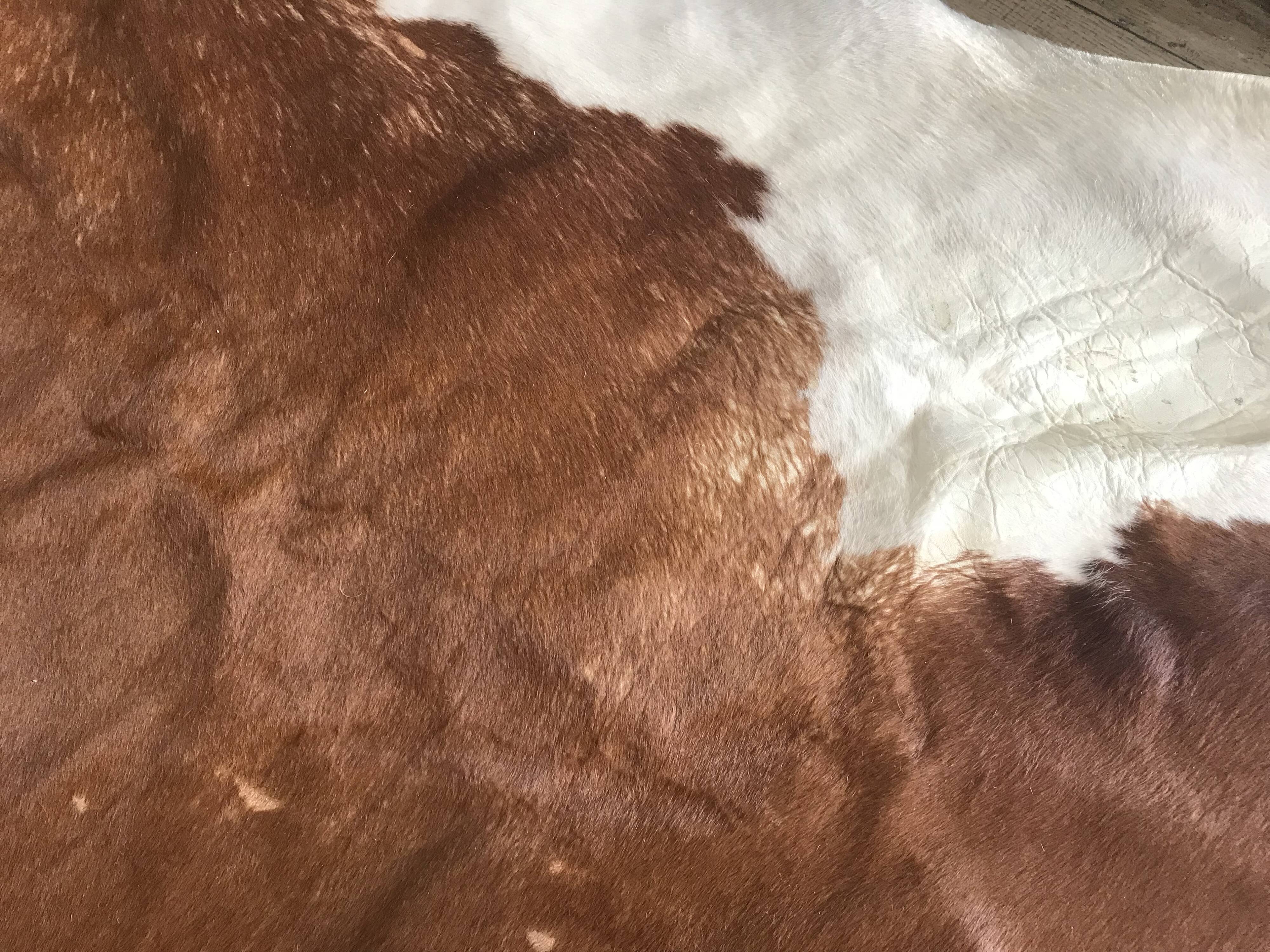 Vintage cowhide 225x170cm