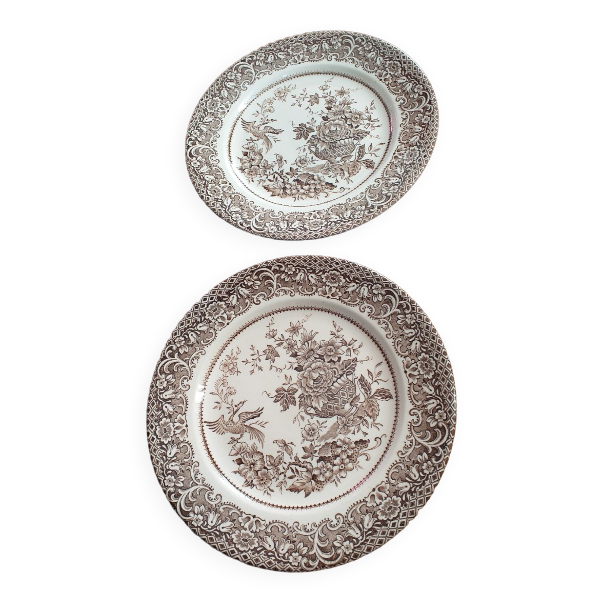 2 plates brown English Ironstone