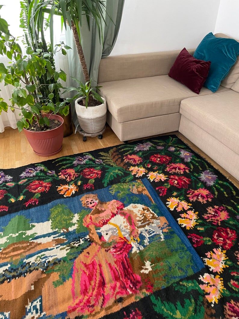 Large bohemian handwoven rug with amazing scenery and floral design, made in Romania 315x195cm